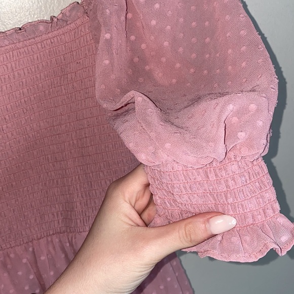 🎱Adorable pink polka dot puffy sleeves dress! - Picture 7 of 7